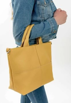 Suri Frey Tilly - Handtas - Mustard 12 Suri Frey Tilly - Handtas - Mustard -Suri Frey 0ab62e601ed346219325fc9528a52f77