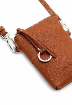 Suri Frey Debby - Telefoonhoesje - Cognac 10 Suri Frey Debby - Telefoonhoesje - Cognac -Suri Frey 3a59d183506e415f8c644d63c7504ea4