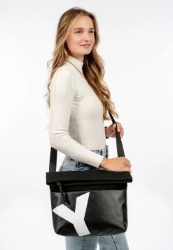 Suri Frey Wooky-Plane - Schoudertas - Black 12 Suri Frey Wooky-Plane - Schoudertas - Black -Suri Frey 803ae4f465c9471ea0a9645ec8ea5dcd